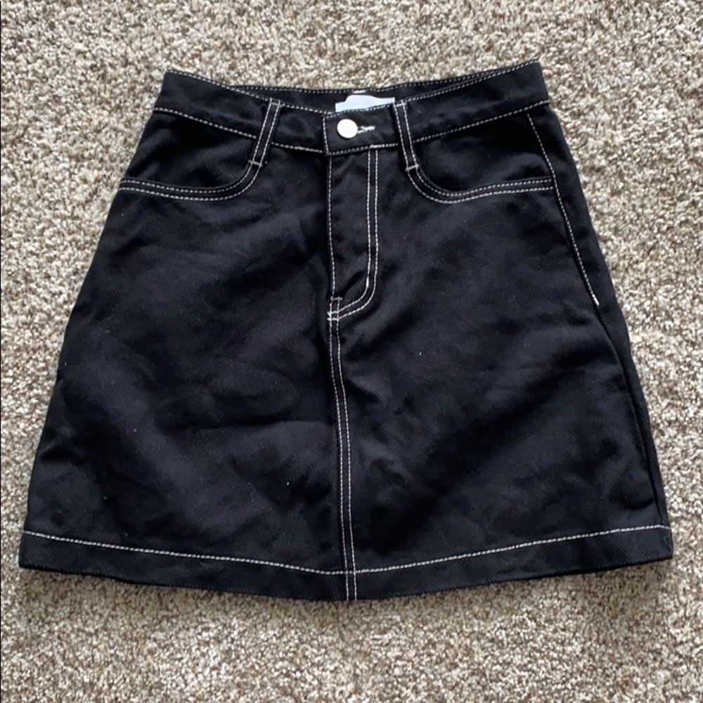 Oak And Fort Black Skirt Gem